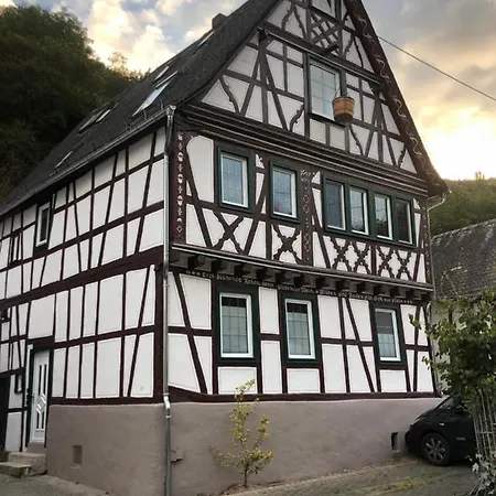Apartamento Schoene Burgruine Fachwerkhaus Bacharach