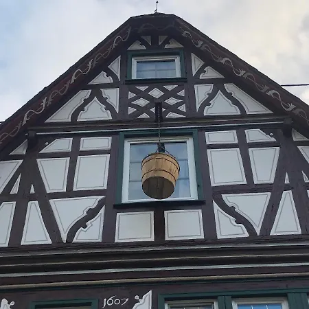 Schoene Burgruine Fachwerkhaus Apartment Bacharach